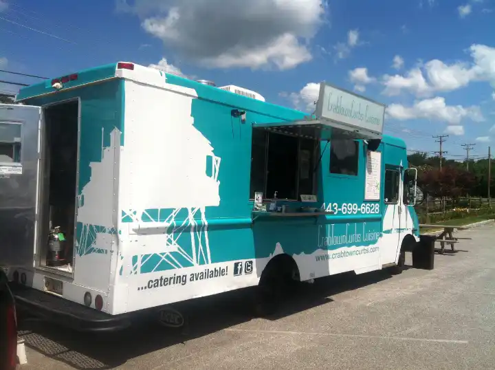 CrabTown Curbs food truck parked on a sunny day